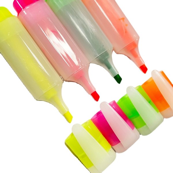 Factory Directly Price 4PCS Cheap Fluorescent Ink PVC Bag Set Marker Pen Chisel Fiber Tip Highlighter
