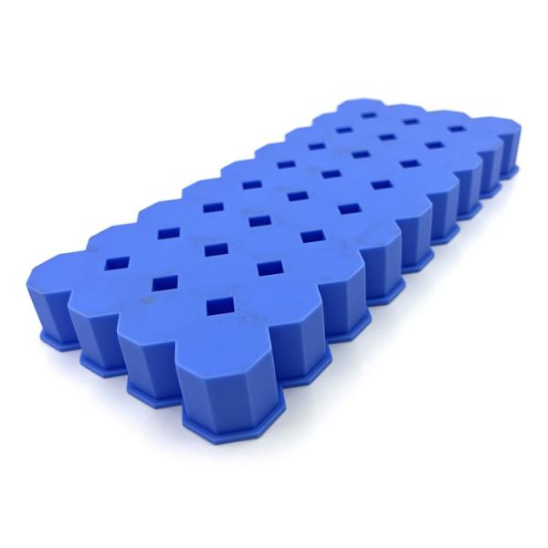 Tasteless Heatproof Ice Tray Moulds , Nontoxic Silicone Mini Ice Cube Trays