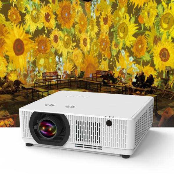 大部屋用高性能4K HDR10 プロジェクター 7200 ルメン