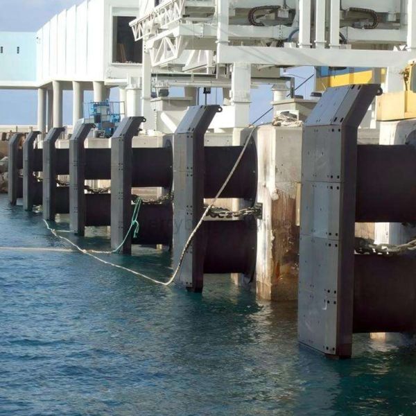 Cell Rubber Fender High Energy Absorption Low Reaction Force Long Service Life