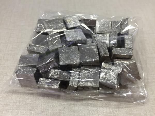 68% Nickel Dental Casting Alloys Strong Resistance To Traction NCB02
