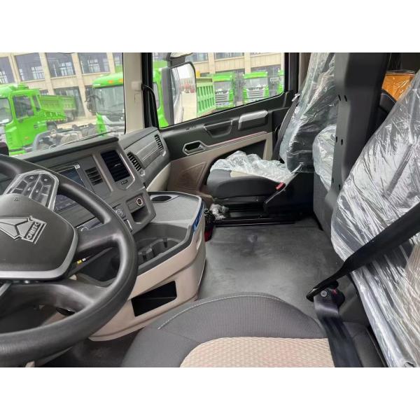 Double Row Howo Sinotruk Tractor Truck 6x4 610hp 10 Wheels Second Hand