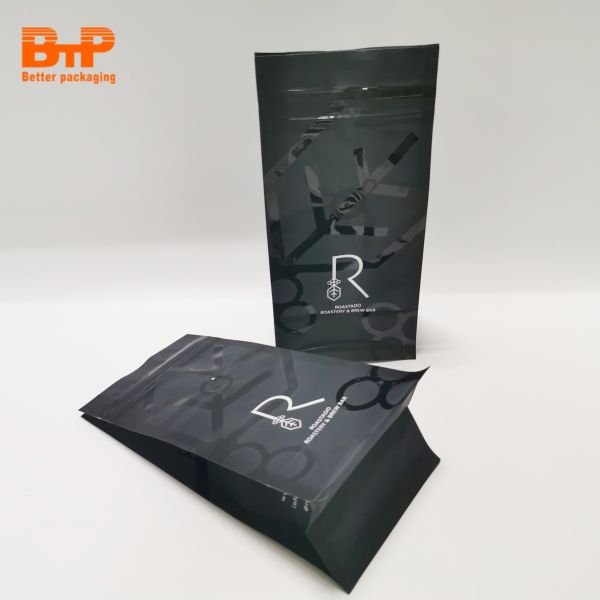 Custom Printed Matt Mylar Bags Stand up Pouch Packaging Coffee Pouches Moisture Proof Reusable Flat Bottom Food Packaging Bags