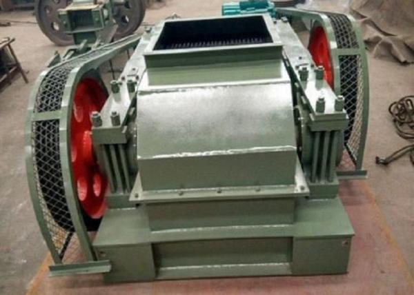 Double Tooth Roll Crusher Sand Processing Plant 37kw Power 7.2t Weight