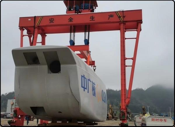 Tire crane for wind power construction、98 ton tire crane、98t gantry crane、Wheeled gantry crane