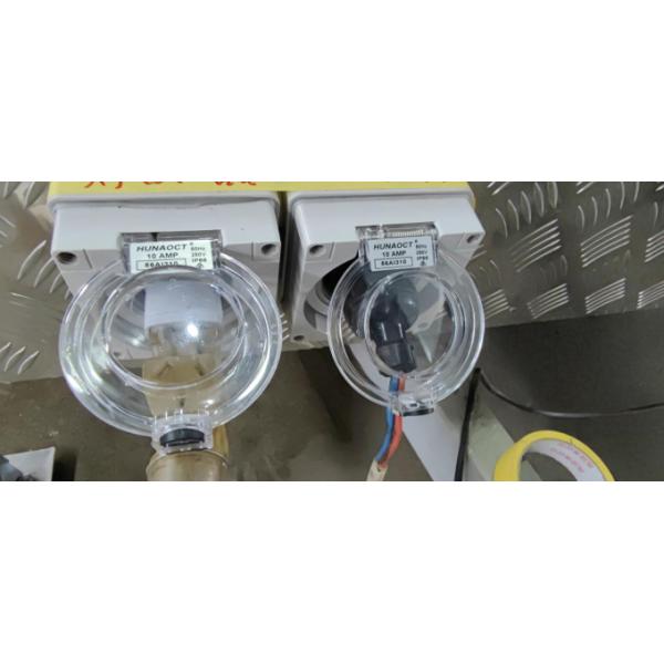 Luxury Mobile Toilet Trailer with 1 Year Warranty and Extruded Insulation Board Fiberglass Construction