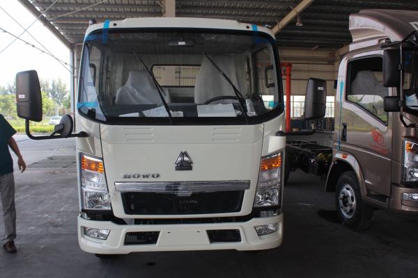4×2 336 HP Heavy Commercial Trucks 3500mm Wheel Base Optional Color