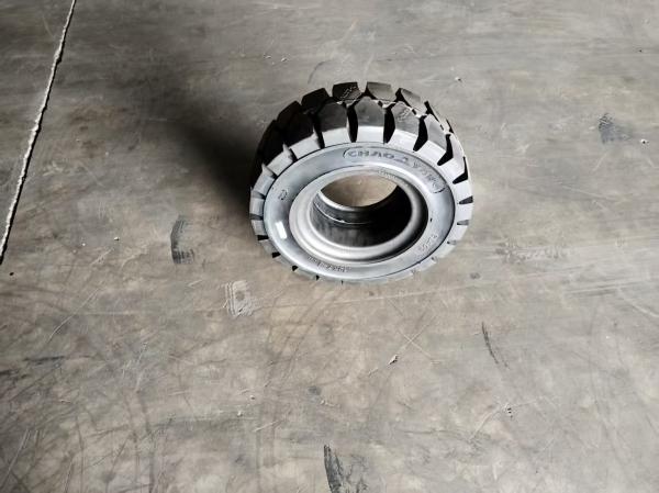 Factory Price  Quick System Tires Solid Tires 18*7-8 Premium Quality in Stock