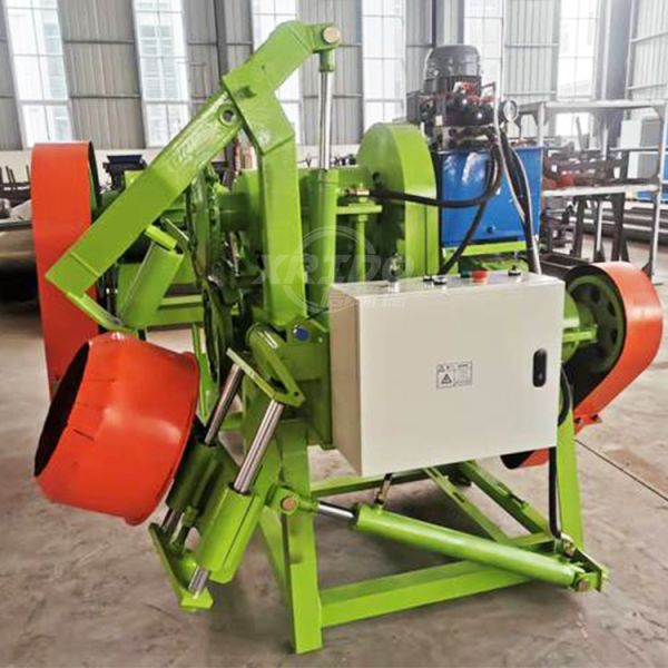 Heavy Duty Tire Shredder Machine with SKD11 Blade and 22 Power for Waste Tire Recycling
