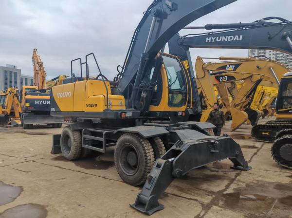 Used Volvo EW170BLC Wheel Excavator Hot Sale In South American