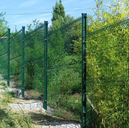 TLWY 3d Wire Mesh Panel 3mm 4mm  5mm Powder Coated Galvanized Steel Fence