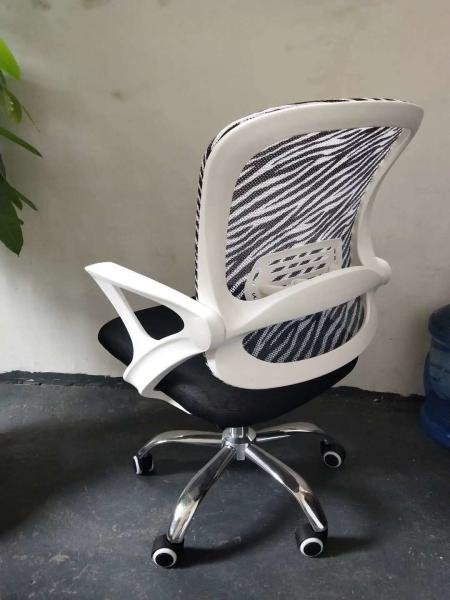 2018 New Task Chair White Frame Office Chair Mesh Chair New Design Staff Chair