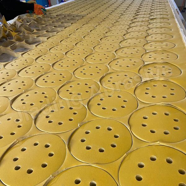 Hook and Loop Backing Resin Bond Sanding Paper Roll for Automotive Surface Finishing