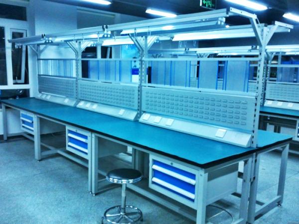 Bancadas industriais da gaveta e estações de trabalho industriais, azul/verde