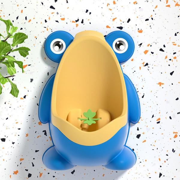 Baby Mobile Toilet Portable Frog Shape Children's Urinal for Boys Animal Pattern Type
