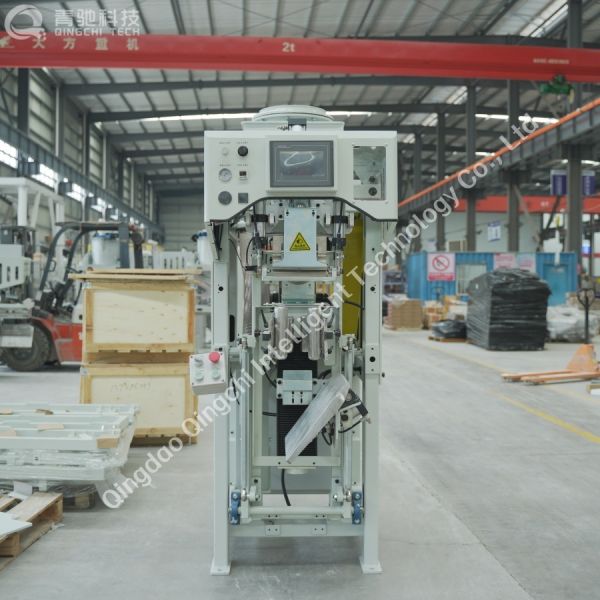 stretch hood packaging machine
