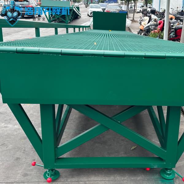 15 Tons Green Mobile Dock Ramp Warehouse Portable Truck Loading Ramp