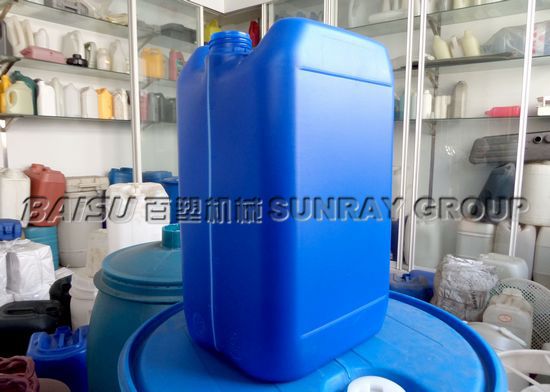 30 Liter Jerry Can Plastic Blow Moulding Machine 61KW Energy Consumption SRB100D-1
