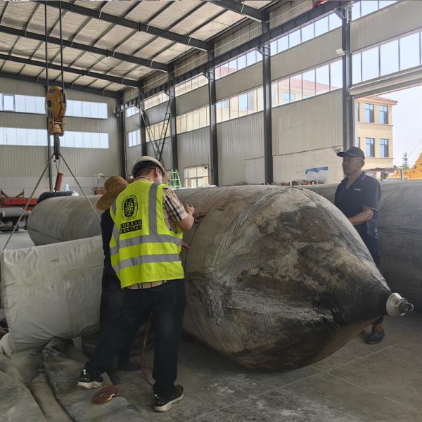 Coussins gonflables en caoutchouc marin Henger pour lancement de navires, norme ISO14409