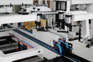 Папка Gluer коробки автоматического замка Gluer папки JP-1050E автоматическая нижняя