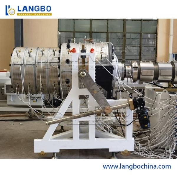 Extrudeuse de tuyaux en PVC PE Machine de tuyauterie en plastique Ligne de production d'alimentation en gaz et en eau Extrudeuse PEHD