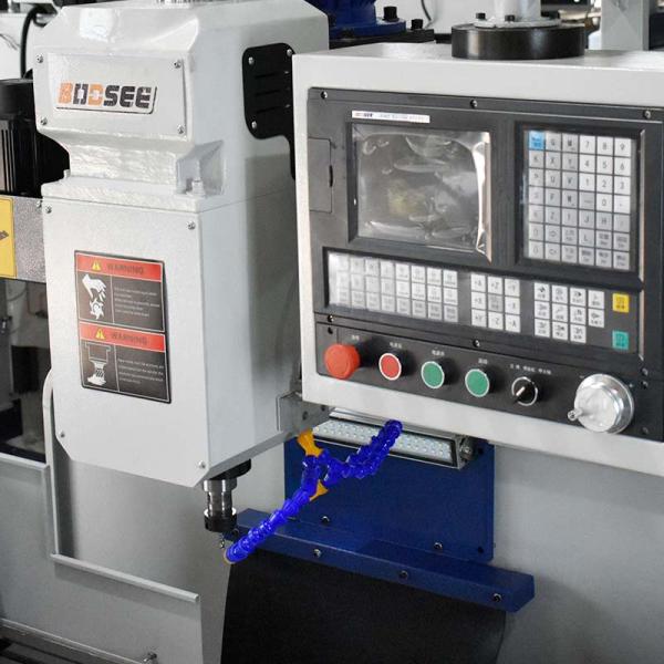 3 Axis CNC VMC Machine Center Heavy Cutting Has Strong Rigidity