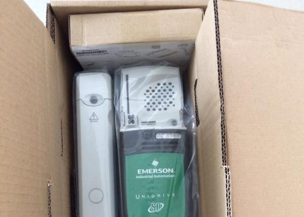 Emerson SP1402   COMMANDE de BÂTI de PANNEAU CA 400V, TECHNIQUES de CONTRÔLE, NOUVEL ORIGINAL.