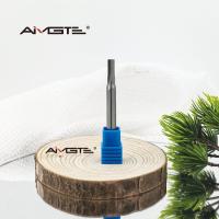 2 Flute Carbide Step Drill Bit Straight Flute refroidisseur non recouvert à travers le trou Pour les centres d'usinage CNC de traitement des métaux en acier