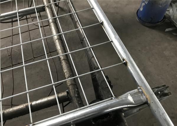 14 microns /100gsm pre-gal 3.00mm wire spacing 60mm x 150mm Outer 32mm*1.4mm 2100mm*2400mm light duty temp fence panels