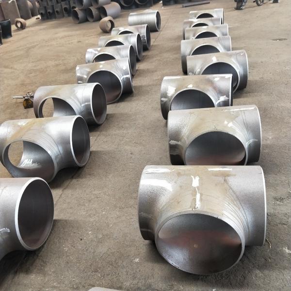 Jis B2220 Carbon Steel Seamless Pipe Sch40 6 Equal Tee 180mm