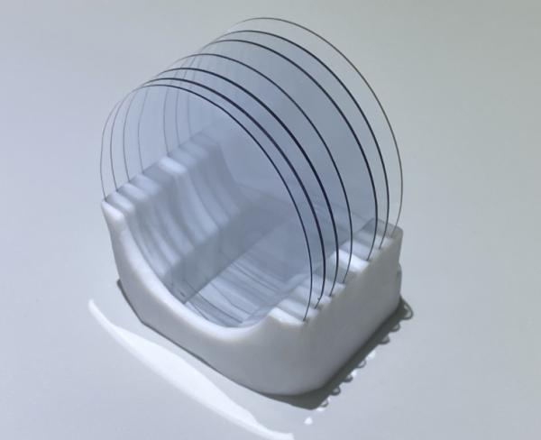 única Crystal Gallium Oxide Ga 2O3 carcaça de 4inch pelo método de EFG