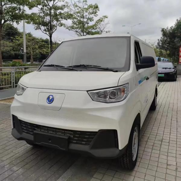 Mini camión eléctrico con suspensión trasera Macpherson y volante multifunción