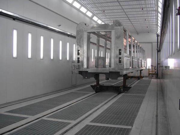 Large Steel Profile Sand Blasting Room Metal Parts Rust Removal For Construction Equipment