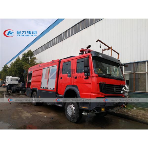 RHD Sinotruk Howo 4X4 с тележки сухого порошка дороги противопожарной