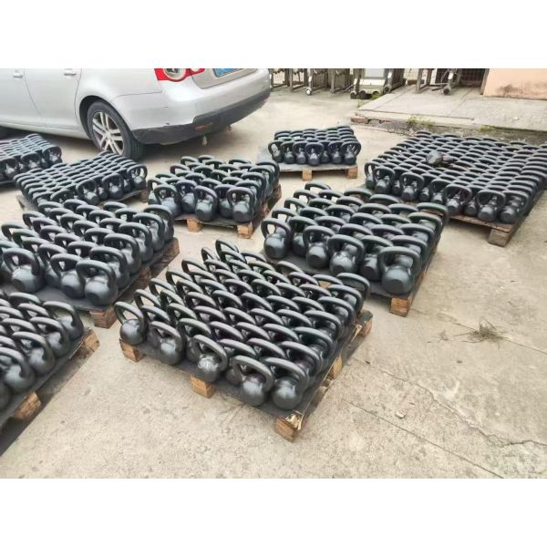 Durable Anti-Slip Cast Iron Kettlebell Castings for Fitness & Strength Training in Various Weights & Sizes