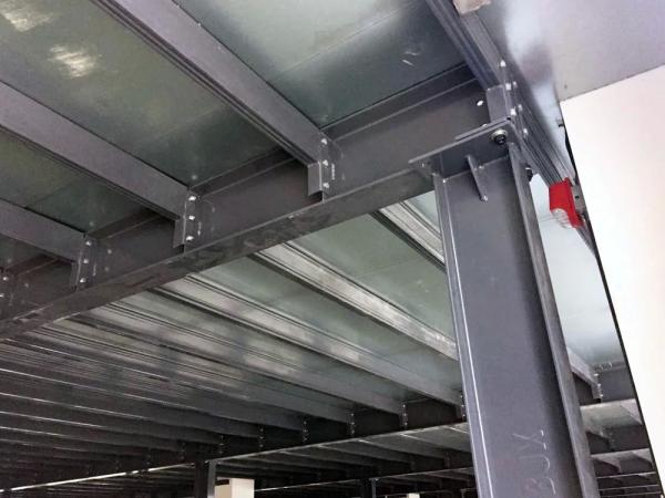 Customized Industrial Steel Platform Racking With Stairs Handrails