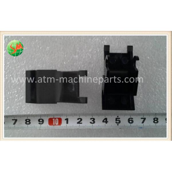 Левое первоначально продувки направляющего выступа NCR центральное и правое 445-0672539 в черном цвете