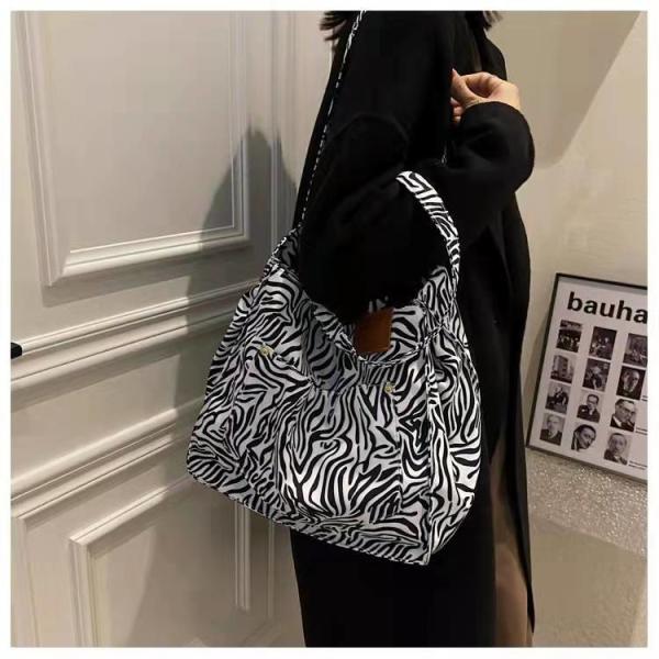 O leopardo das mulheres que imprime a lona de Eco ensaca a senhora animal Tote Bags da zebra do teste padrão