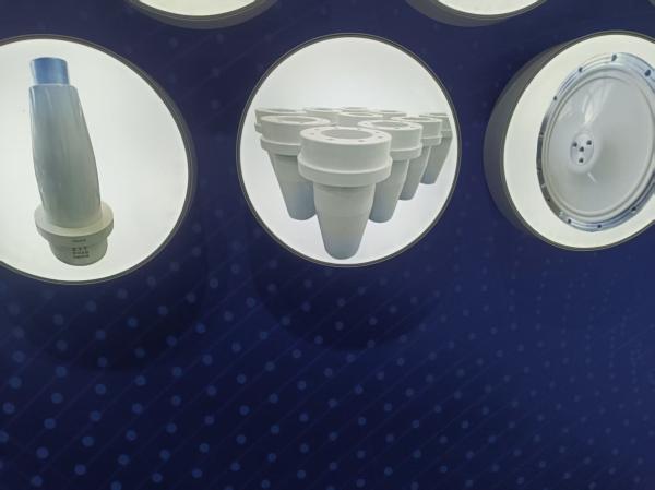 APG And Vacuum Casting Process Compatible Standard APG Clamping Machine