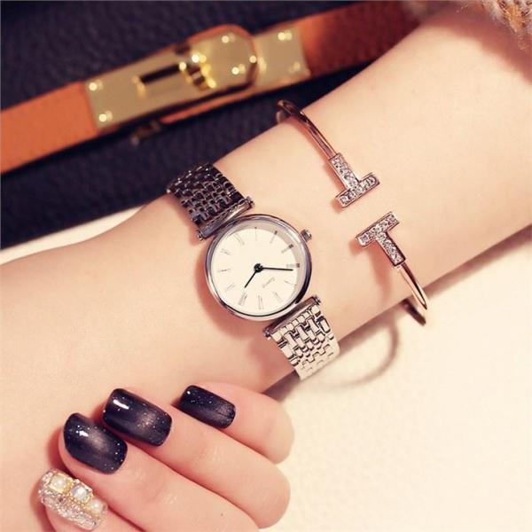 Customised Couple Quartz Watch Chronograph 316l Stainless Steel Bracelet Watch