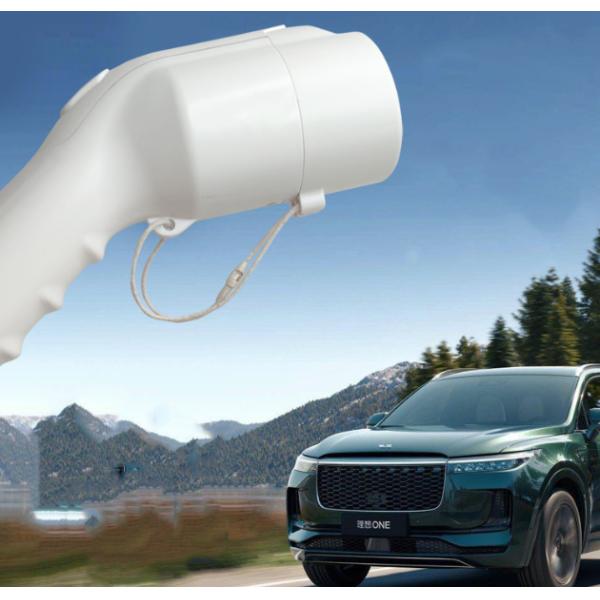 На открытом воздухе располагаясь лагерем стандарт оружия V2l заряжателя барбекю портативный EV европейский со штепсельной вилкой переключателя