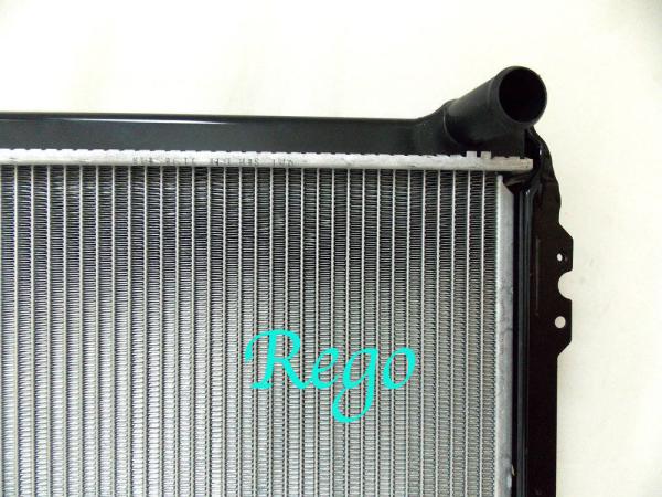 88 - 95 Runner Toyota Pickup Car Radiator Replacement 1 3/8 Outlet ISO Certificated