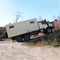 Camping d'expédition terrestre avec une caravane de camions en FRP personnalisable de 20 pieds et des fenêtres
