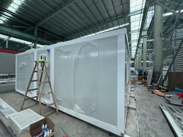 Logement d'urgence multifonctionnel Maison portable en acier extensible avec structure en acier durable