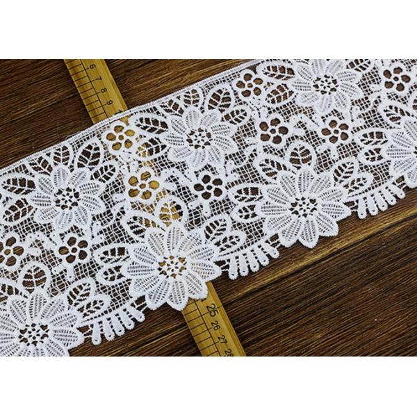 Wide Flower Pattern White Guipure Lace Trim For Fashion Dress OEM / ODM
