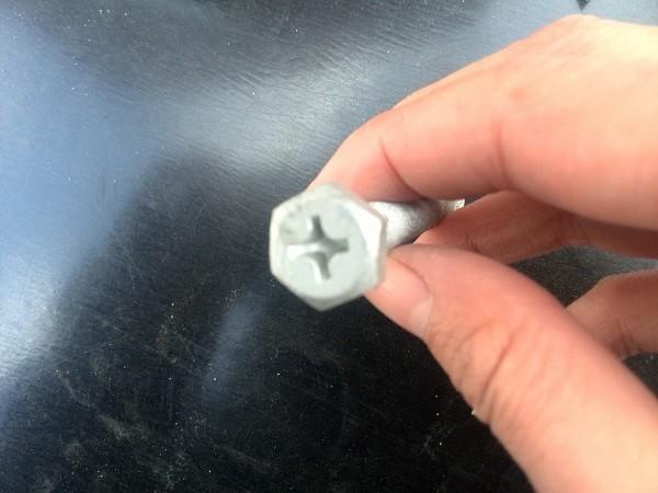 Durable Galvanized Carbon Steel Q235 Fixing Clips For Mesh And GRP Flooring