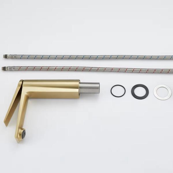 Ceramic Valve Core Single Handle Brass Basin Faucet for Modern Design Hotel Bathroom