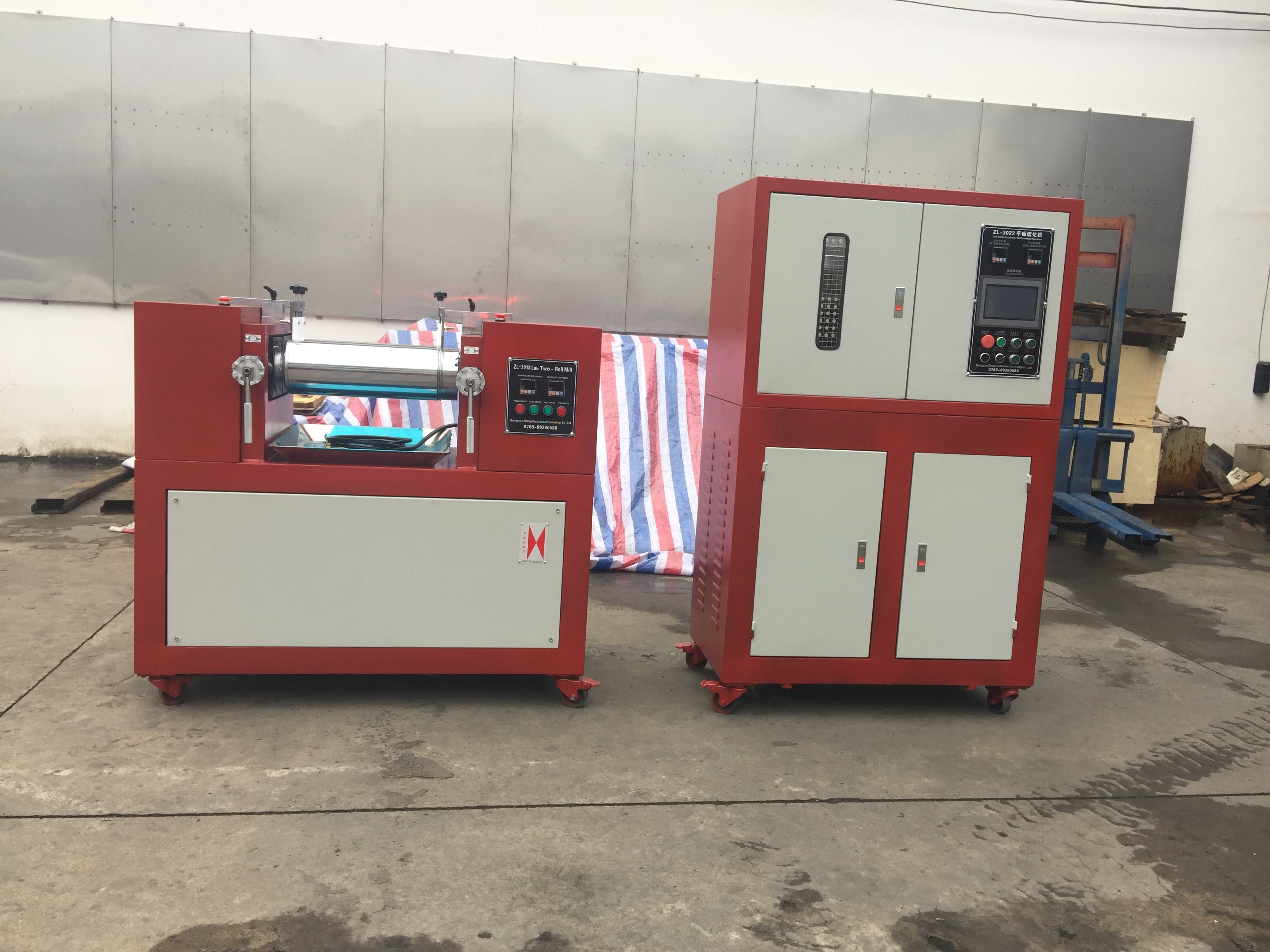 Изготовленная на заказ мельница крена машины 2 Pvc каландрируя резиновая смешивая обрабатывая машинное оборудование