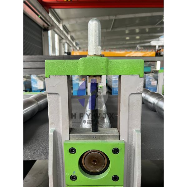 Precision Low Failure 1110 Glazed Roofing Tile Machine With 16-21 Roll Forming Stations