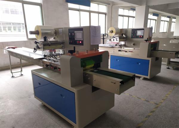 Fresh Fish Frozen Food Packaging Machine , Food Tray Sealing Machine Gusseted Bag